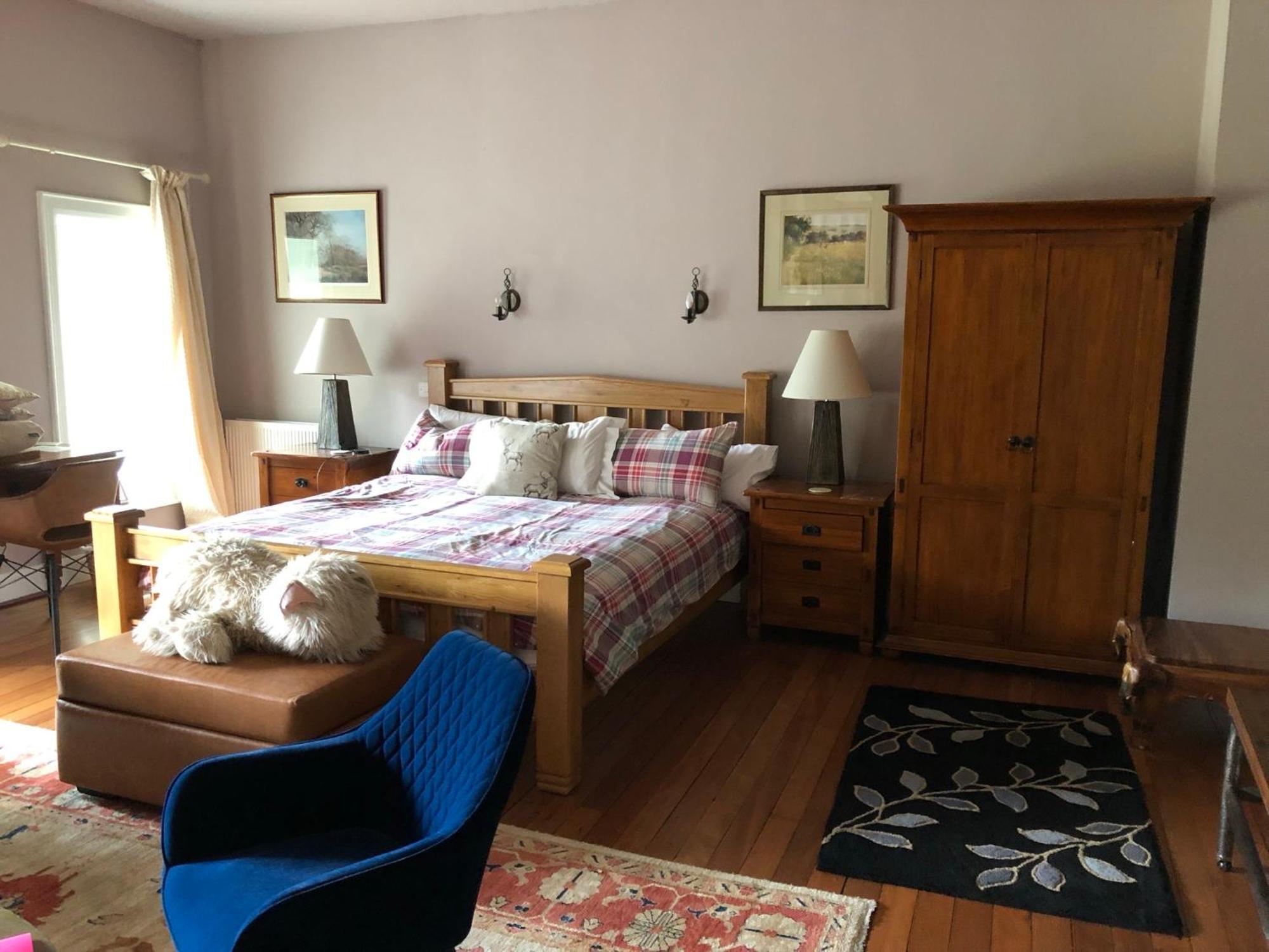 Riverside Converted Linen Mill Lodge *