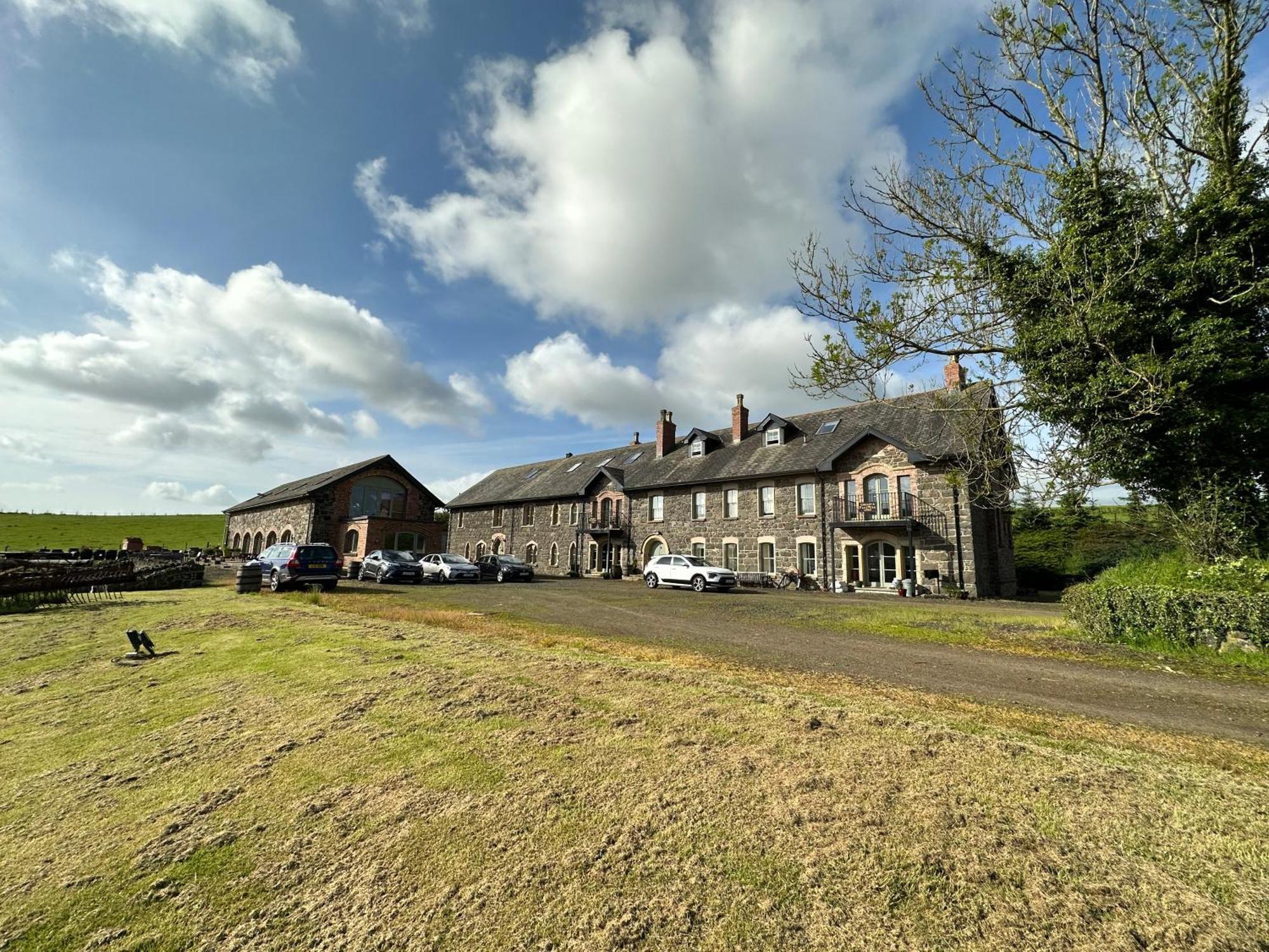 Riverside Converted Linen Mill Lodge *